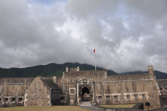 A fortaleza de Brimstone Hill, na ilha de St. Kitts. Considerada a Gibraltar do Caribe